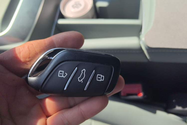 Used Roewe D6 2025 520km Smart Enjoyment Version Vehicle Key