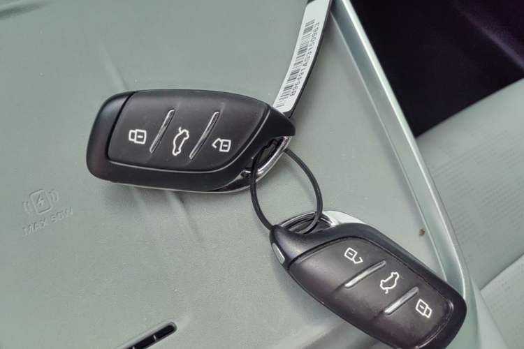 Used Roewe D6 2025 520km Smart Enjoyment Version Vehicle Key