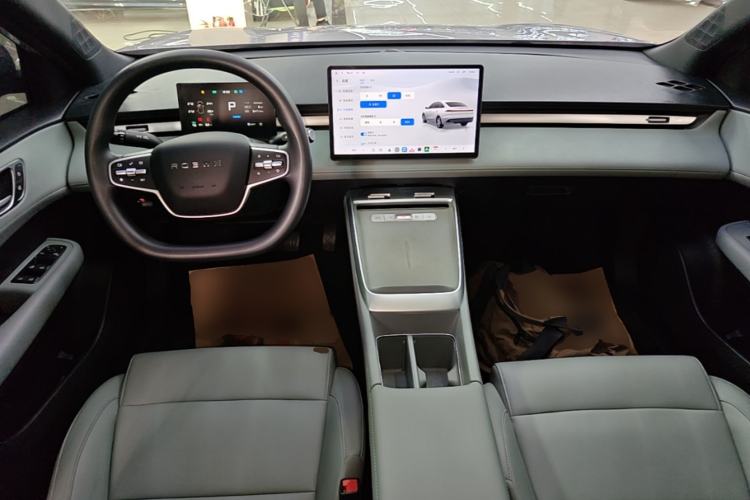 Used Roewe D6 2025 450km Deluxe Edition Center Console