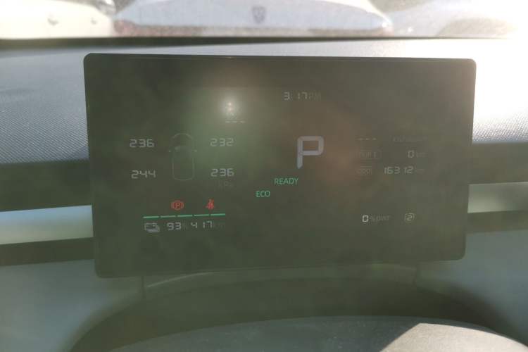 Used Roewe D6 2025 450km Deluxe Edition Instrument Cluster