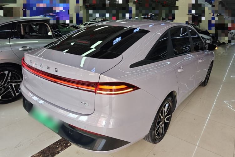 Used Roewe D6 2025 450km Deluxe Edition Rear Right 45 Deg