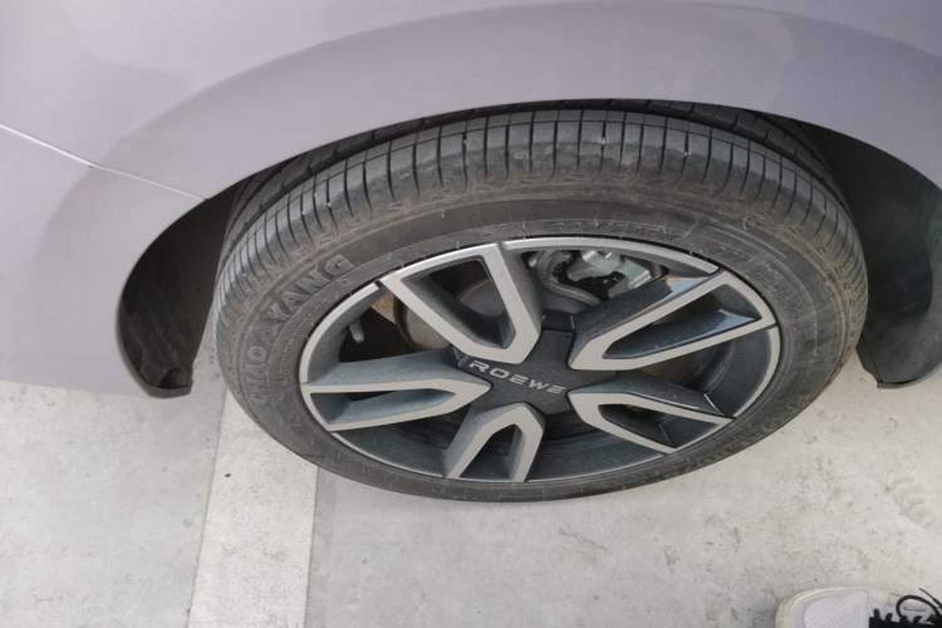 Used Roewe D6 2025 450km Deluxe Edition Right Rear Wheel Hub