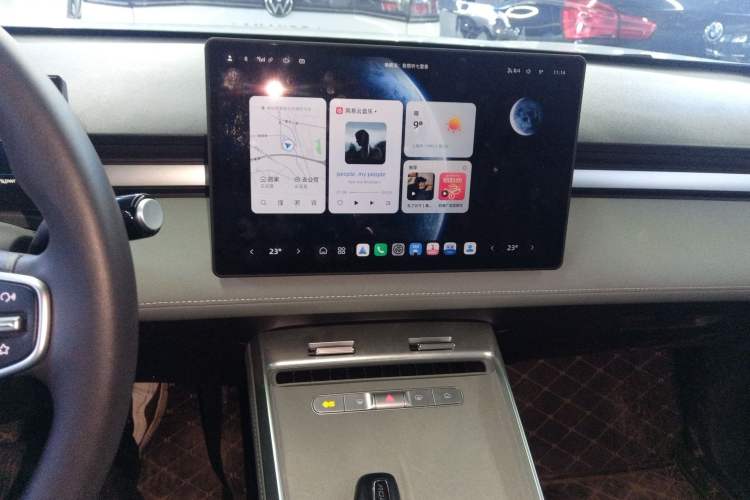 Used Roewe D6 2025 450km Deluxe Edition Audio And AC Panel