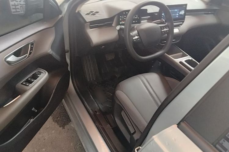Used Roewe D6 2025 450 km Premium Edition Driver Seat