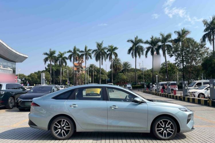 Used Roewe D6 2025 520km Smart Enjoyment Version Exterior 3