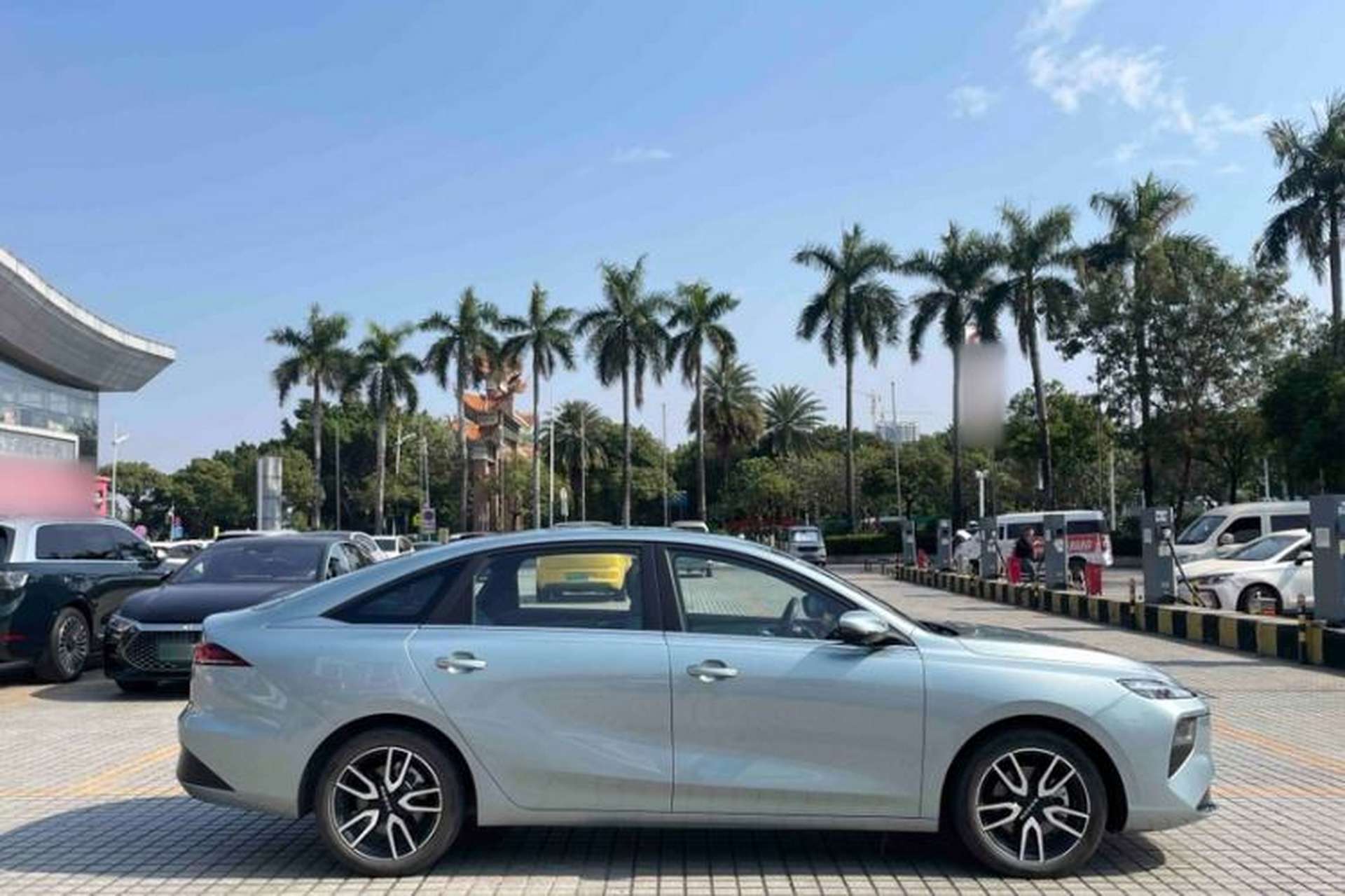 Used Roewe D6 2025 520km Smart Enjoyment Version Exterior 3