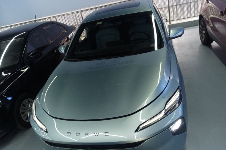 Used Roewe D6 2025 450km Deluxe Edition Front