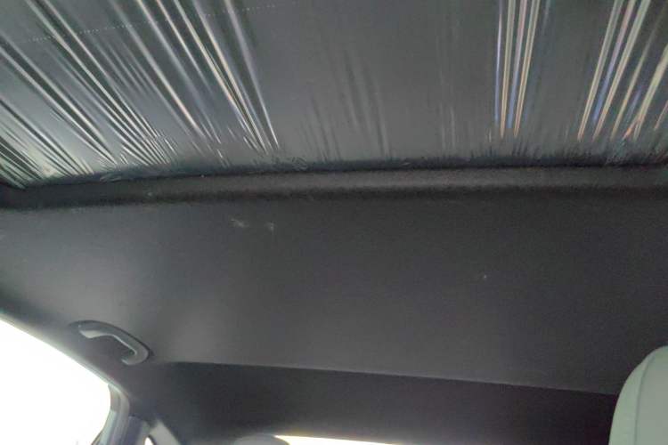 Used Roewe D6 2025 520km Smart Enjoyment Version Headliner