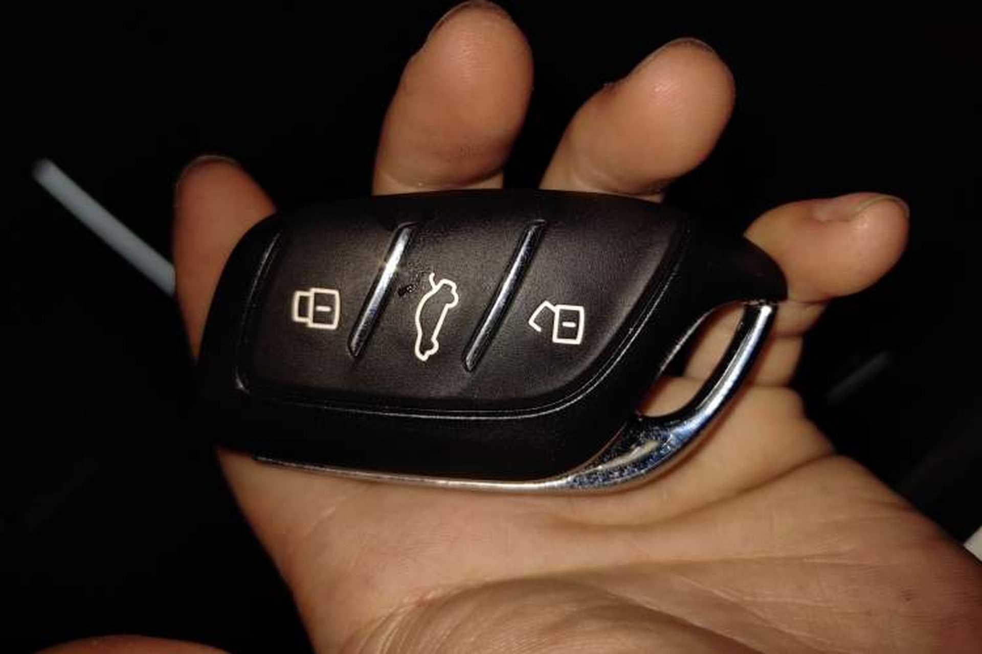 Used Roewe D6 2025 520km Smart Enjoyment Version Interior 1