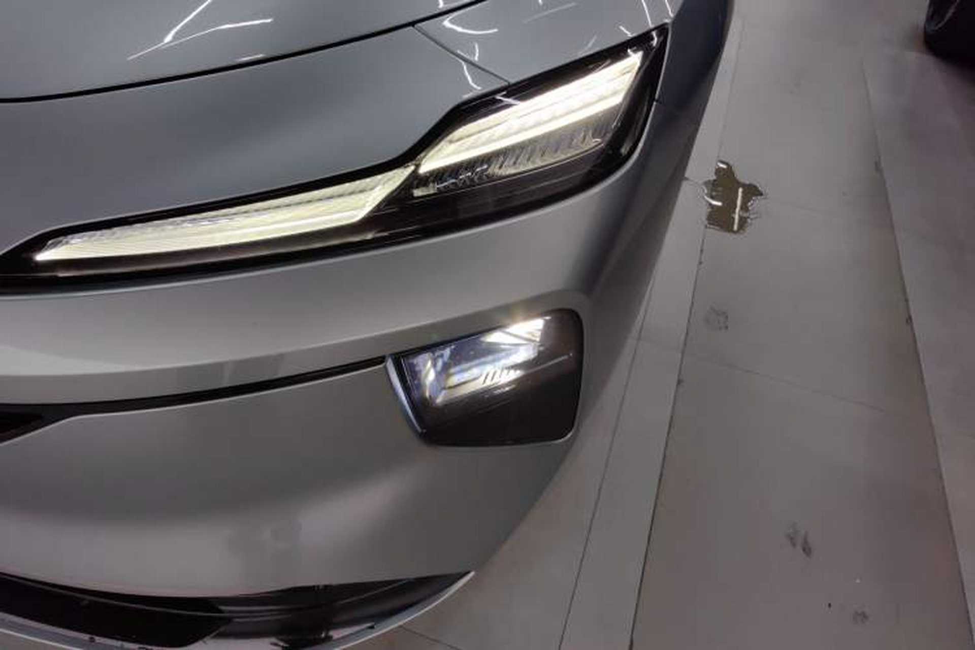 Used Roewe D6 2025 520km Smart Enjoyment Version Left Front Headlight