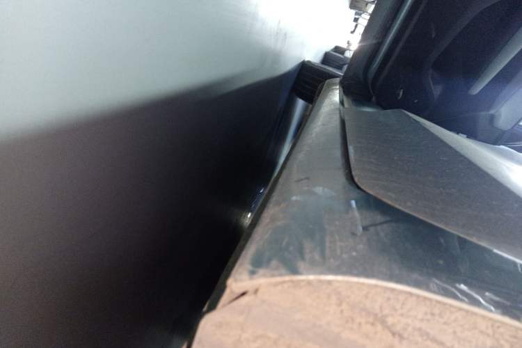 Used Roewe D6 2025 450km Deluxe Edition Left Side Sill