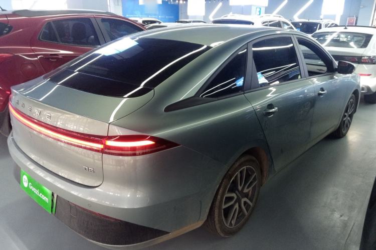 Used Roewe D6 2025 450km Deluxe Edition Rear Right 45 Deg