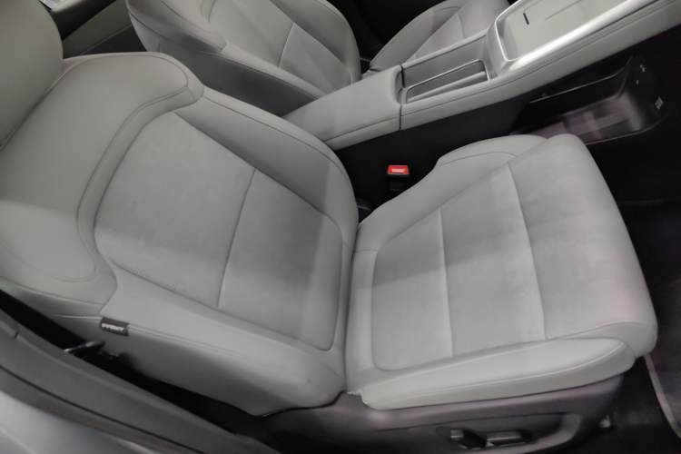 Used Roewe D6 2025 520km Smart Enjoyment Version Right Front Seat
