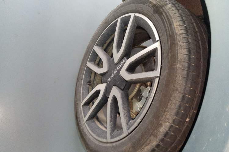 Used Roewe D6 2025 450km Deluxe Edition Right Rear Wheel Hub