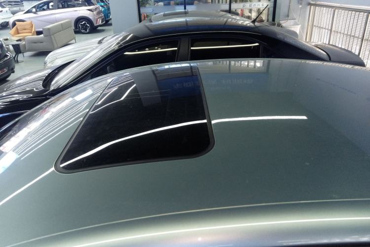 Used Roewe D6 2025 450km Deluxe Edition Roof