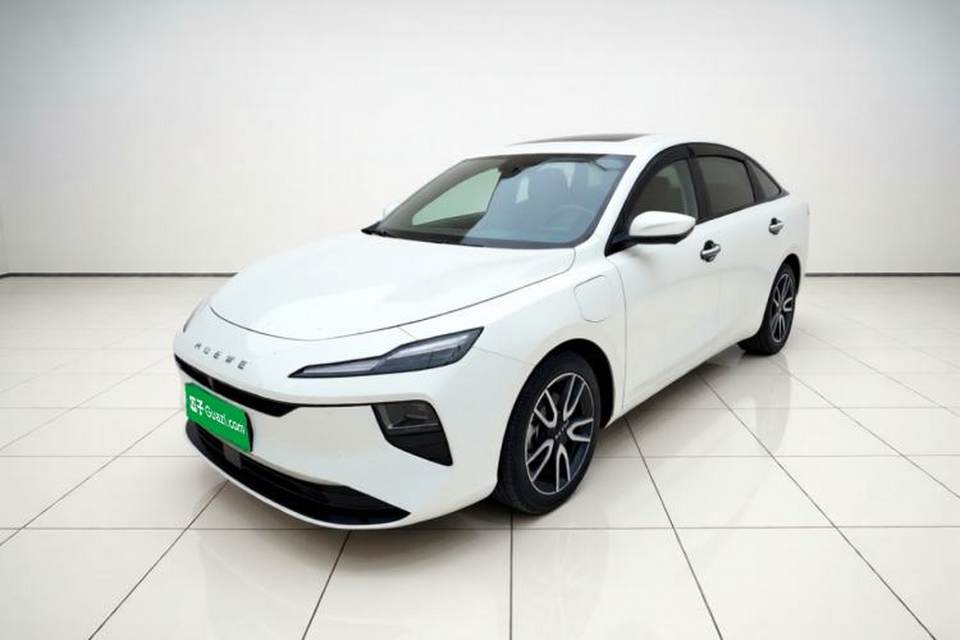 Roewe D6 2025