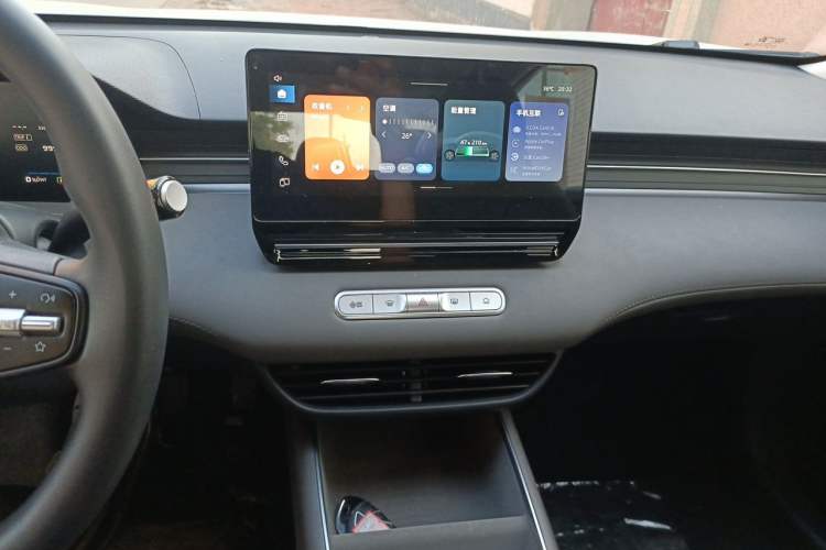 Used Roewe D6 2025 450 km Premium Edition Audio And AC Panel