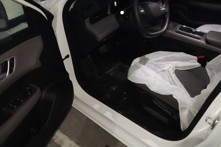 Used Roewe D6 2025 450 km Premium Edition Driver Seat