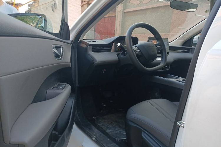 Used Roewe D6 2025 450 km Premium Edition Driver Seat