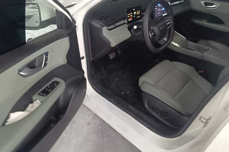 Used Roewe D6 2025 520km Luxury Edition Driver Seat