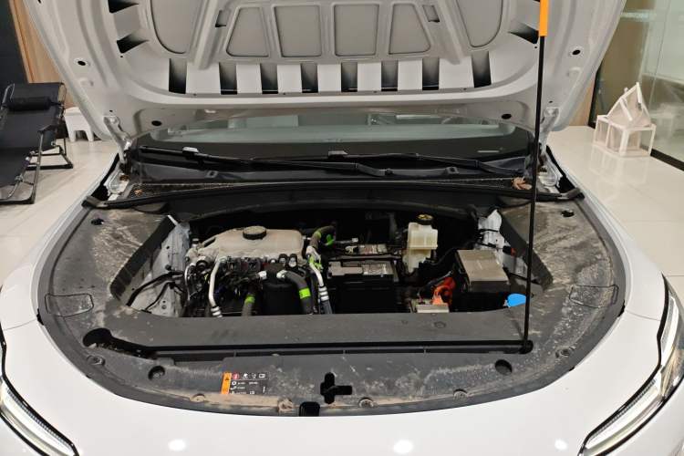 Used Roewe D6 2025 450km Deluxe Edition Engine Bay