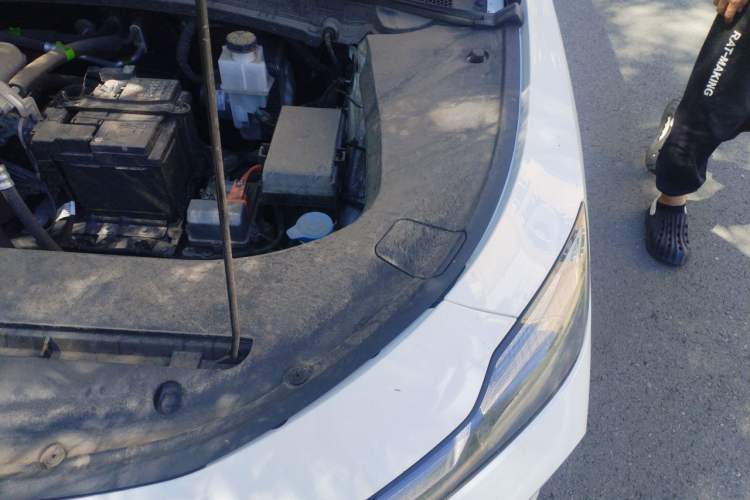Used Roewe D6 2025 520km Luxury Edition Engine Bay Left