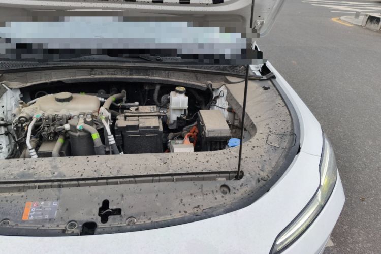 Used Roewe D6 2025 520km Luxury Edition Engine Bay Left