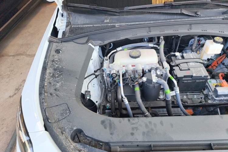 Used Roewe D6 2025 450km Deluxe Edition Engine Bay Right