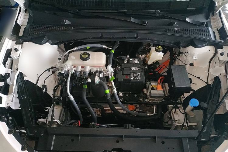 Used Roewe D6 2025 450 km Premium Edition Engine Bay