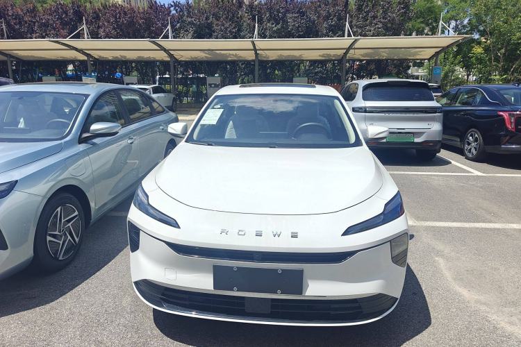 Used Roewe D6 2025 450 km Premium Edition Exterior 1