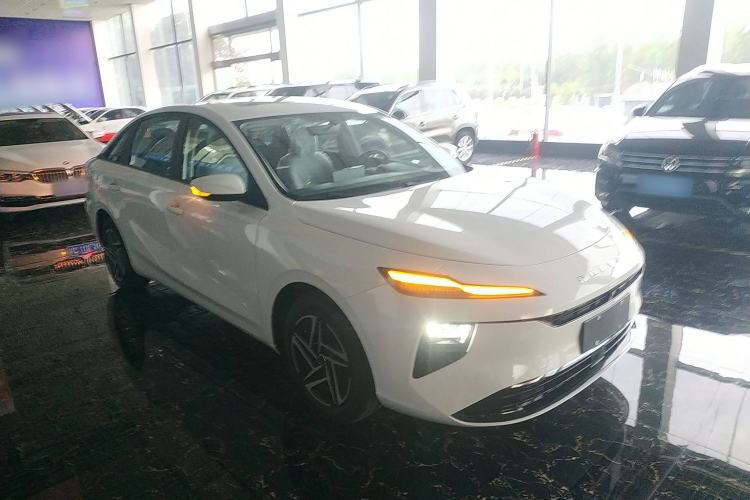 Used Roewe D6 2025 450 km Premium Edition Exterior 2