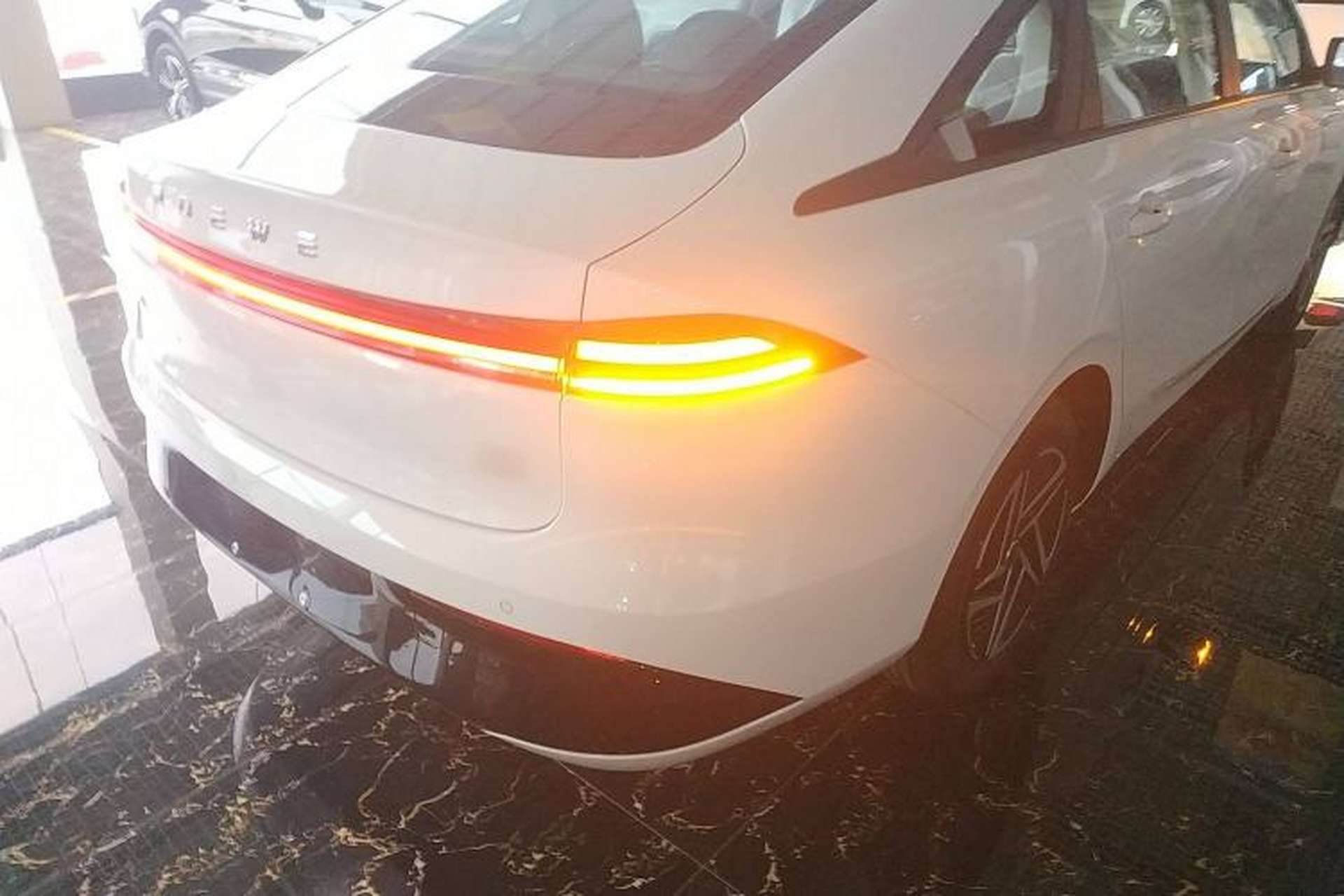 Used Roewe D6 2025 450 km Premium Edition Exterior 6