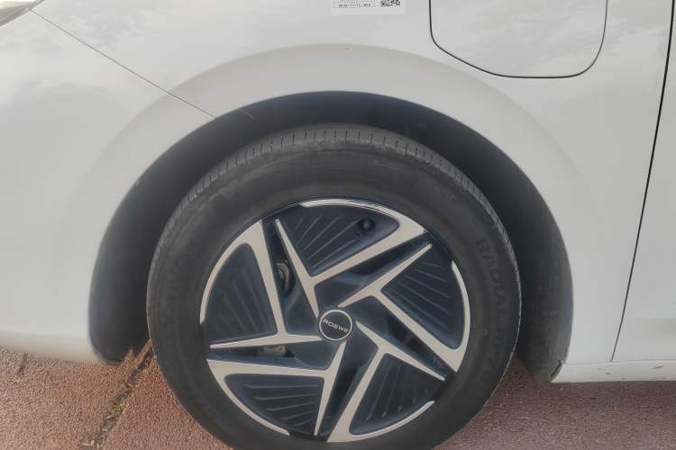 Used Roewe D6 2025 450 km Premium Edition Exterior 7