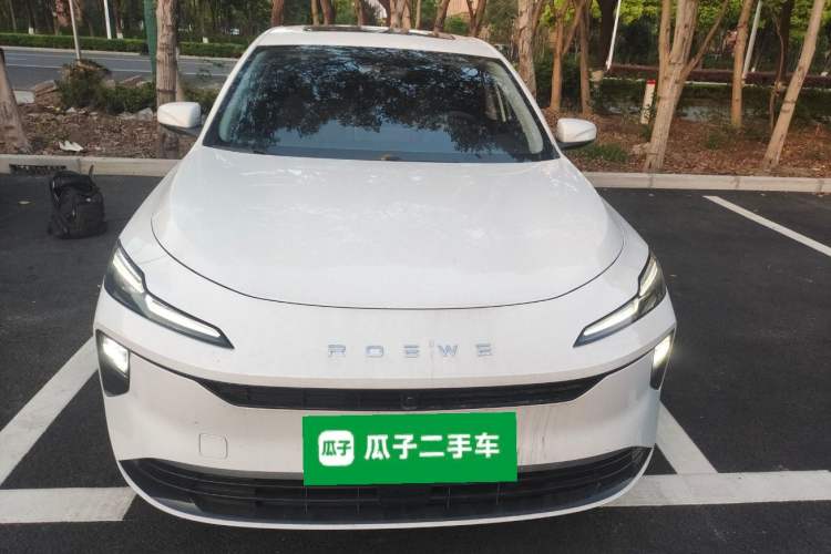 Used Roewe D6 2025 450 km Premium Edition Front