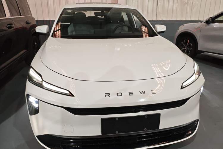 Used Roewe D6 2025 450km Deluxe Edition Front