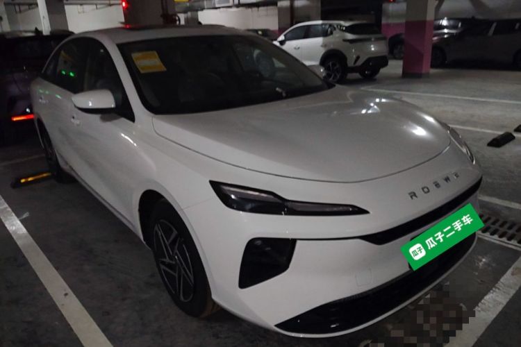Used Roewe D6 2025 450 km Premium Edition Front Right 45 Deg