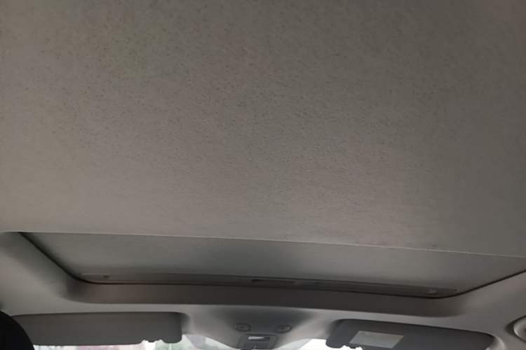 Used Roewe D6 2025 450 km Premium Edition Headliner