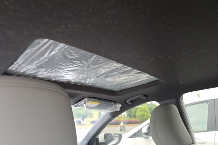 Used Roewe D6 2025 450km Deluxe Edition Headliner