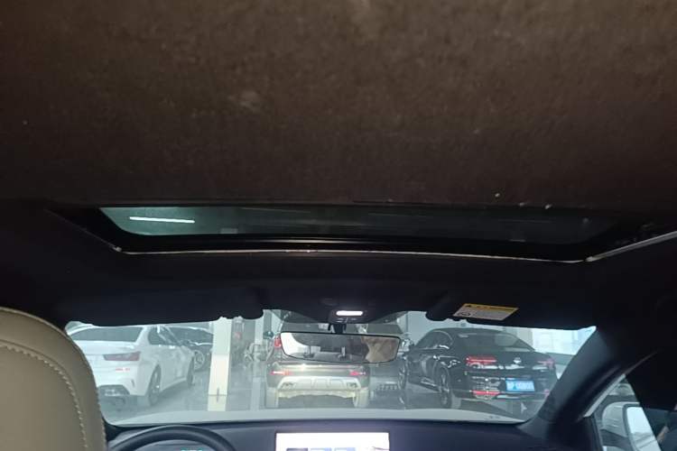 Used Roewe D6 2025 520km Luxury Edition Headliner