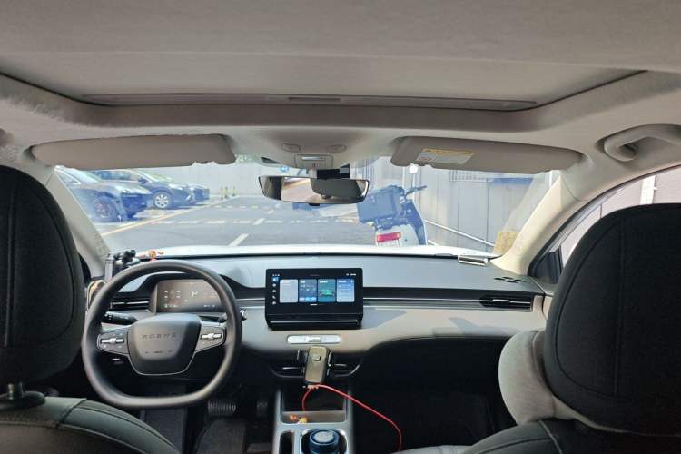 Used Roewe D6 2025 450 km Premium Edition Headliner