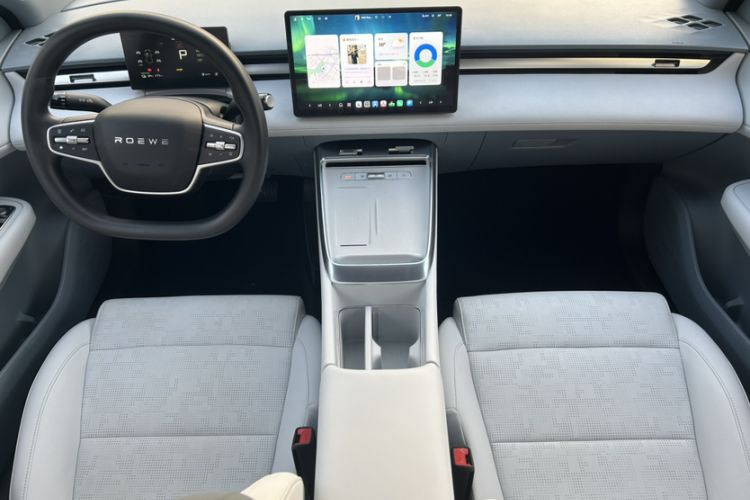 Used Roewe D6 2025 520km Smart Enjoyment Version Interior 11