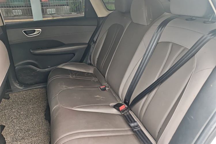 Used Roewe D6 2025 450 km Premium Edition Interior 2