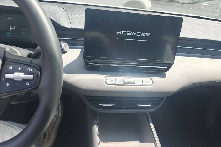 Used Roewe D6 2025 450 km Premium Edition Interior 2