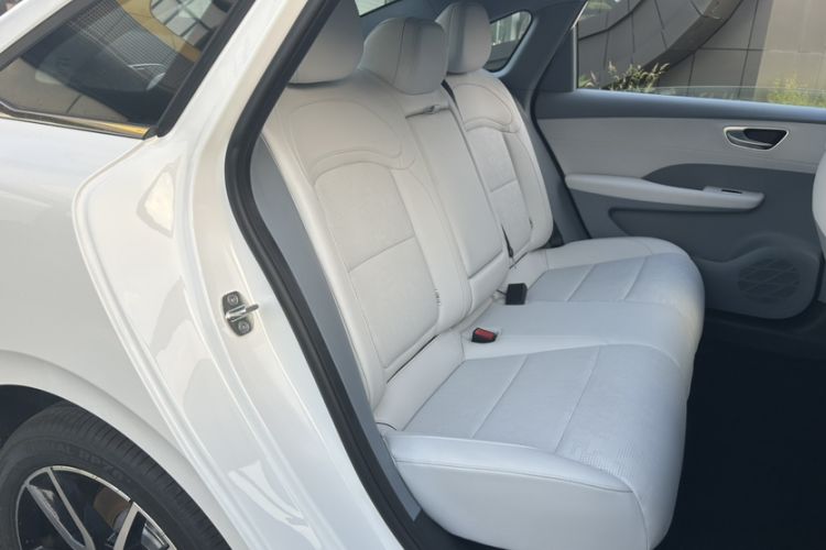 Used Roewe D6 2025 520km Smart Enjoyment Version Interior 4