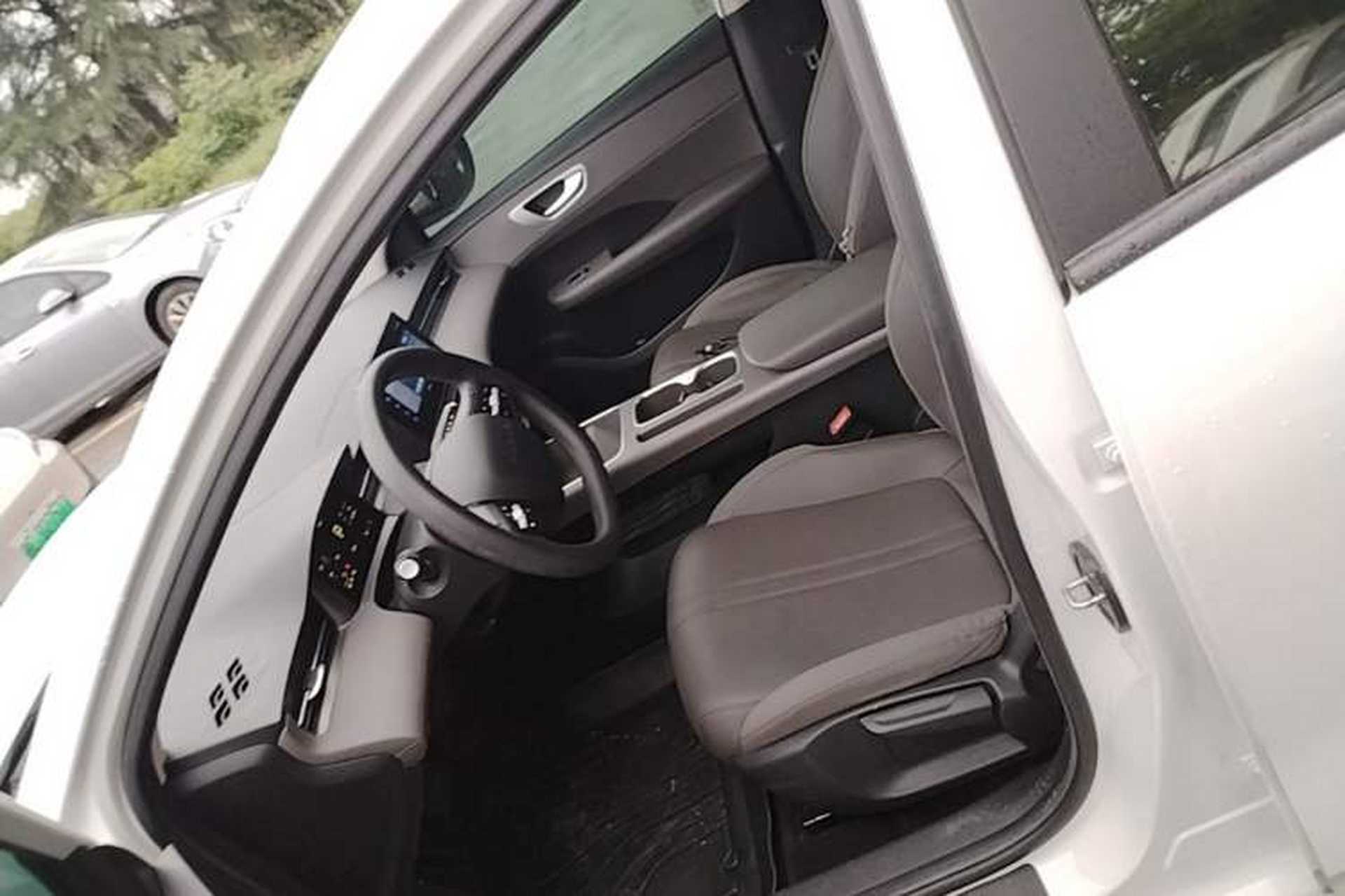 Used Roewe D6 2025 450 km Premium Edition Left Front Seat