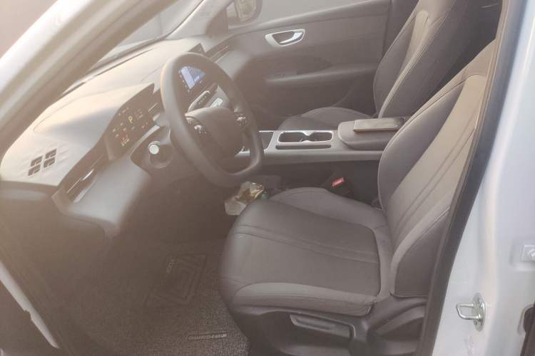 Used Roewe D6 2025 450 km Premium Edition Left Front Seat