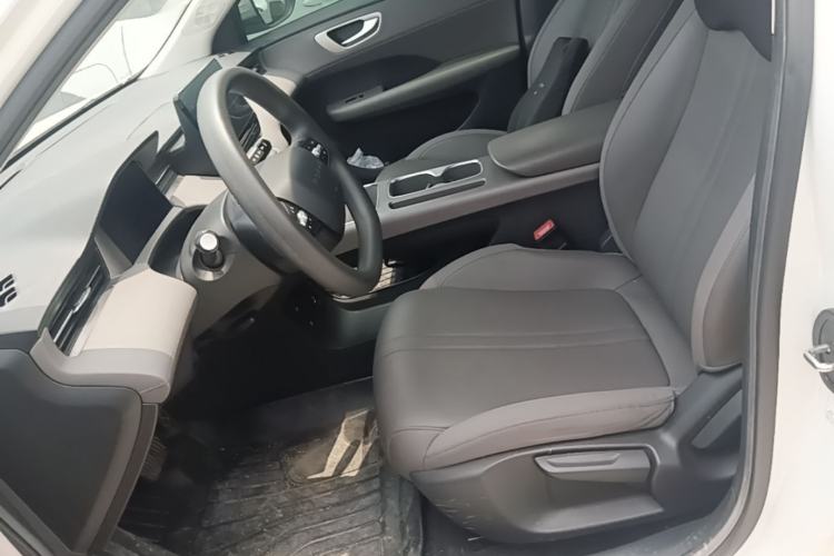 Used Roewe D6 2025 450 km Premium Edition Left Front Seat