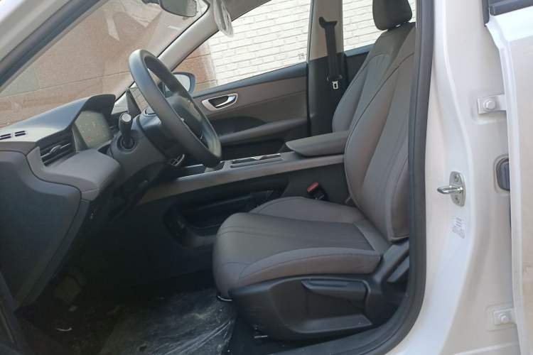 Used Roewe D6 2025 450 km Premium Edition Left Front Seat