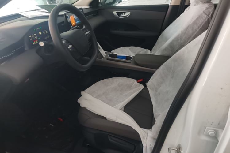 Used Roewe D6 2025 450 km Premium Edition Left Front Seat