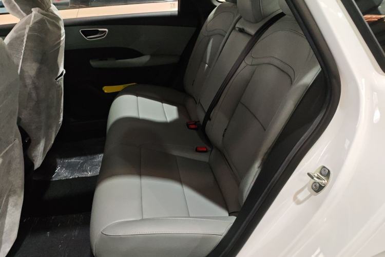 Used Roewe D6 2025 450km Deluxe Edition Left Rear Seat
